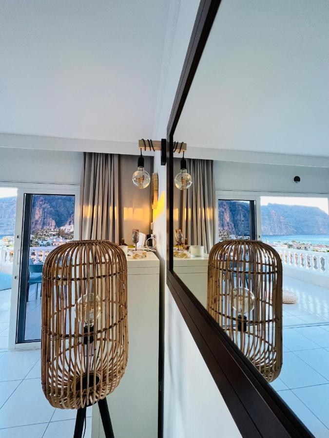 Apartamento Luxury Penthouse With Breathtaking Views And Huge Private Terraces Puerto de Santiago  Exterior foto